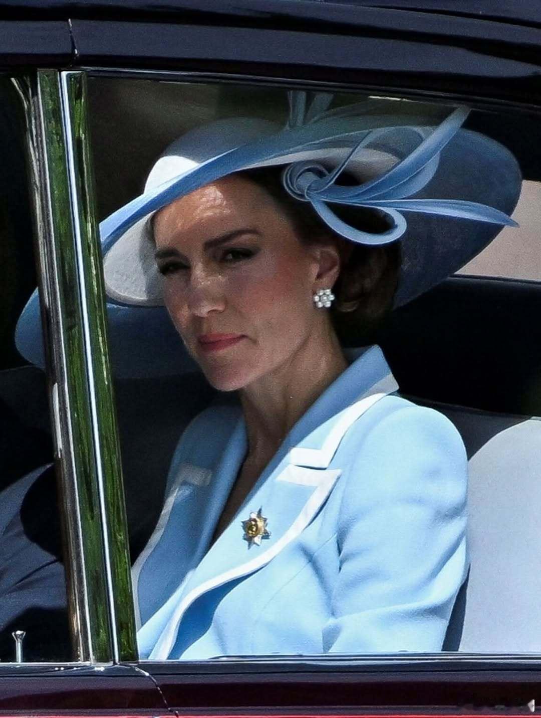 英国王室🇬🇧6月13日，威尔士王妃凯瑟琳和孩子们出席2026年度Troop