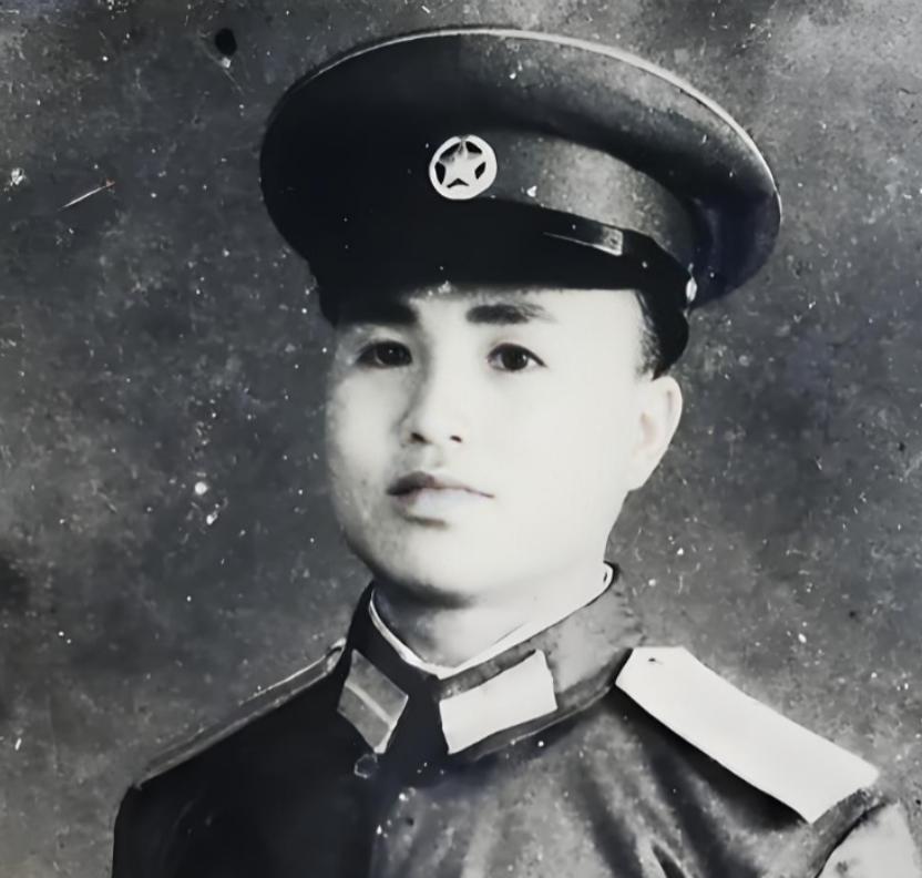 1950年朝鲜，志愿军师长翟仲禹出洞透气盯着对面雪坡看了半天，突然喊：342