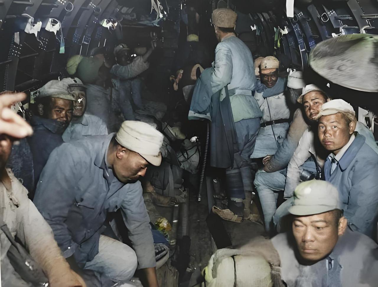 1944年那会儿，抗战已经进入到挺艰难的阶段了，日军还在不断发起攻势。12月16