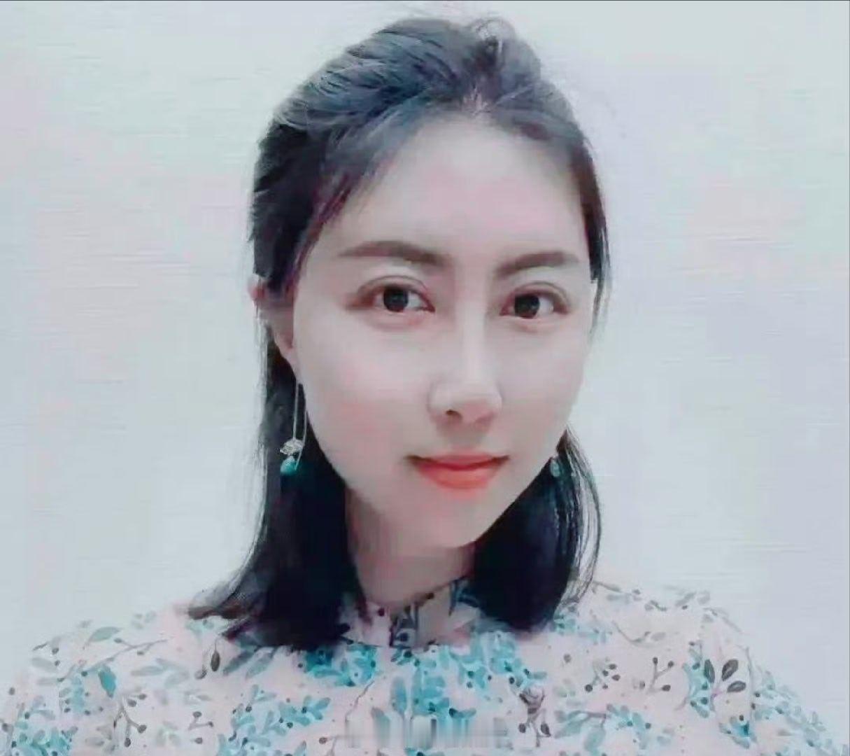 贾浅浅这事，处理得挺狠的。学位撤了，职称撤了，教职也没了，等于彻底从西北大学清了