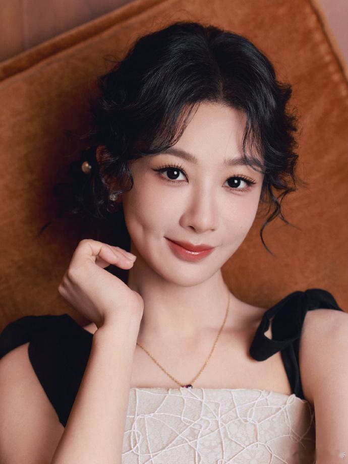 杨紫化妆师思梦审美谁懂思梦的妆造审美真的独一份✨拒绝流水线浓妆套路，主打减法妆容