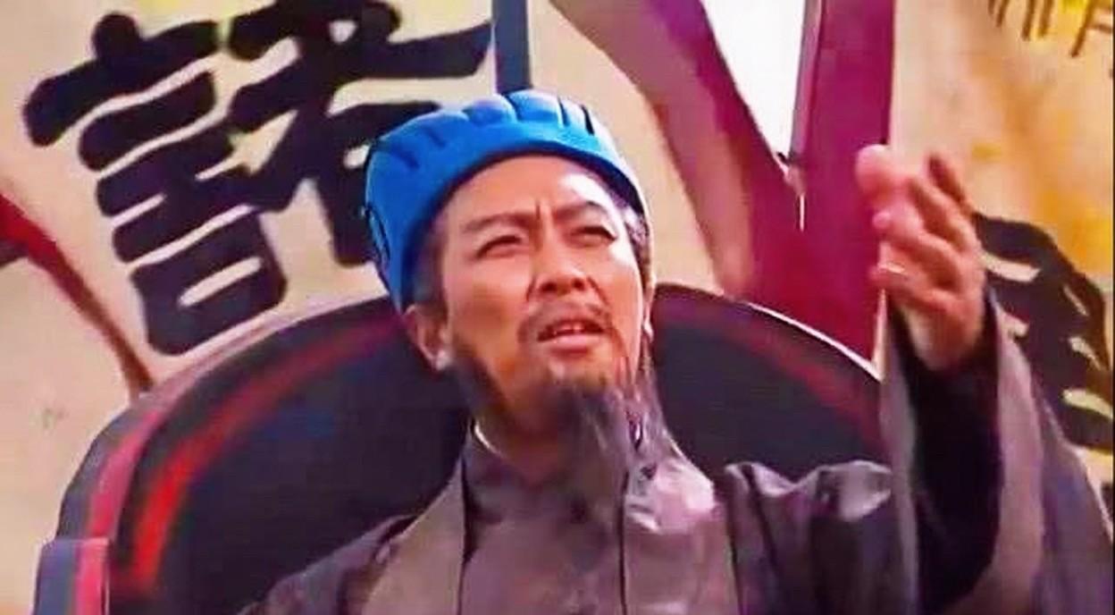 诸葛亮去世之后，刘禅立即取消了丞相职位的设置，并不是忌惮诸葛亮，而是此时的季汉，