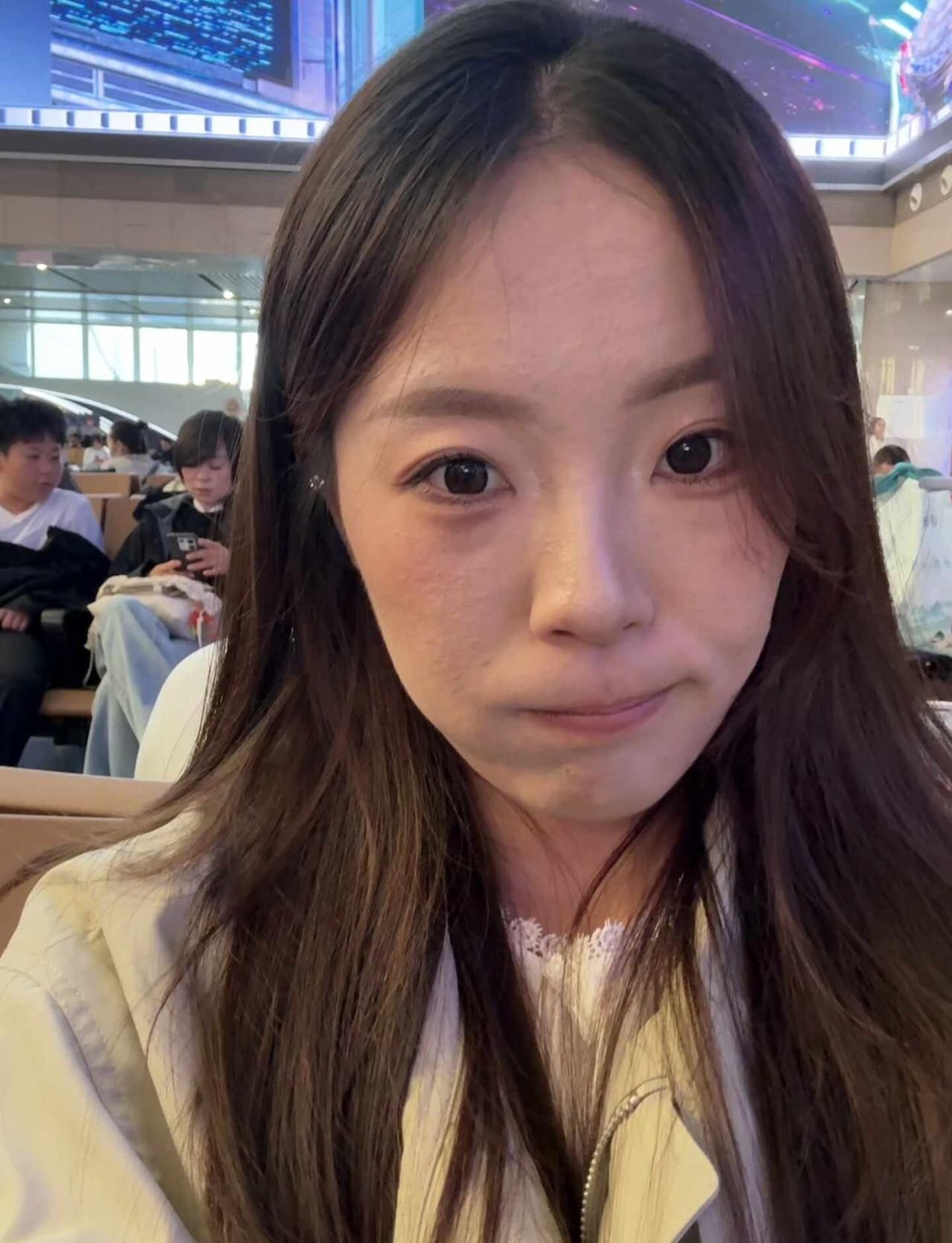 为啥头发遮住脸更丑了原相机自己到底长啥样拍照不自然