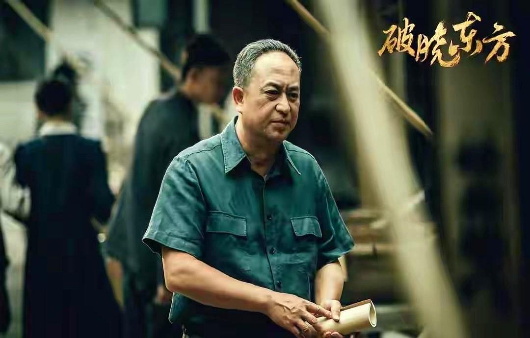 “反派演得太好，观众先骂后服。”余皑磊把古正文演成阴影，连主角光都抢。《