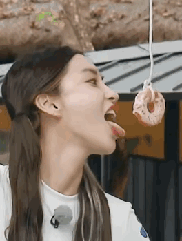 好久没有杨颖angelababy的消息了原来娱乐圈真的是圈子说了算还没和黄