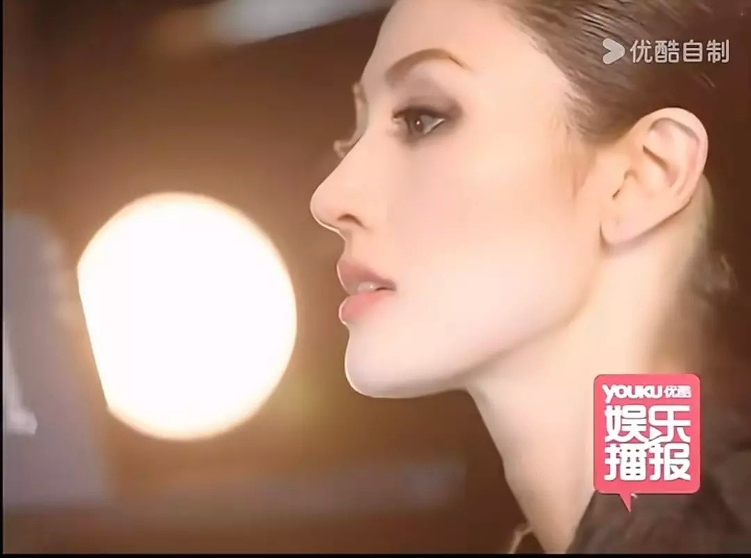 李嘉欣小时候那么穷为什么读得起香港最好的贵族女校她能跟关之琳、章小蕙、宣萱、陈慧