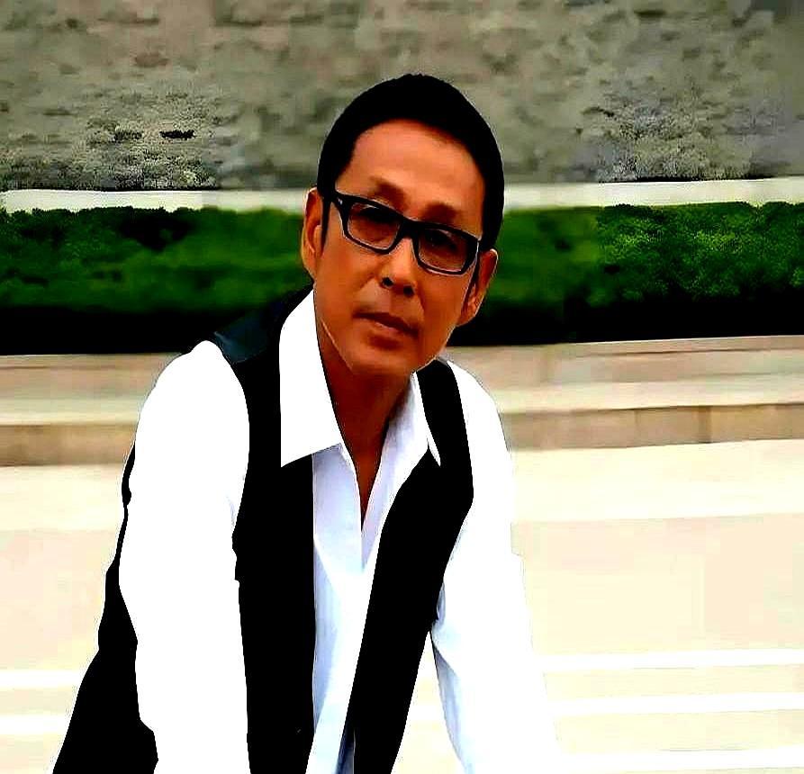 《庆余年2》这片酬，挺有意思的。男主张若昀，拿了2800万。他是真扛事儿的