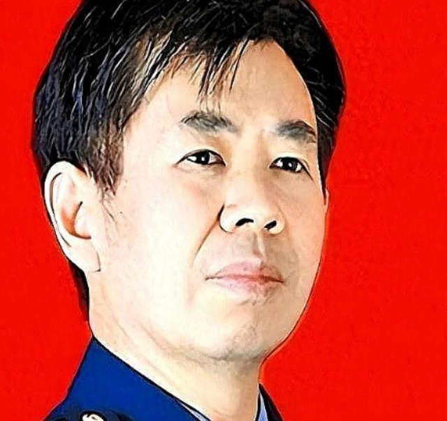 军事专家戴旭曾经有个观点，很扎心。他说我们航母下水，五代机上天，导弹快到没影，家