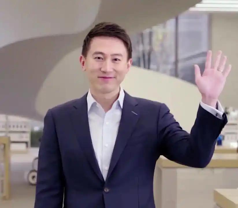 .打工皇帝周受资的狠人传奇：年薪10亿，单挑美国国会！1983年周受资在新加坡
