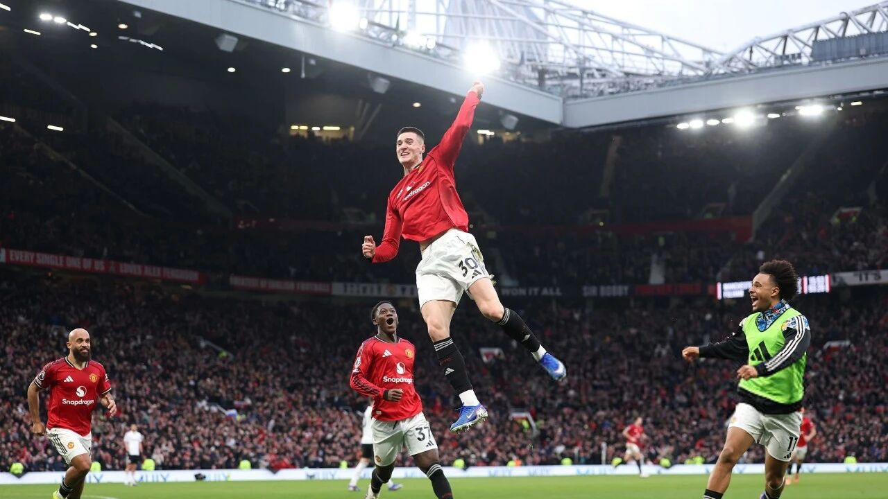 曼联一周双赛谢什科或成定局！更衣室认可助拉爵弃购前锋