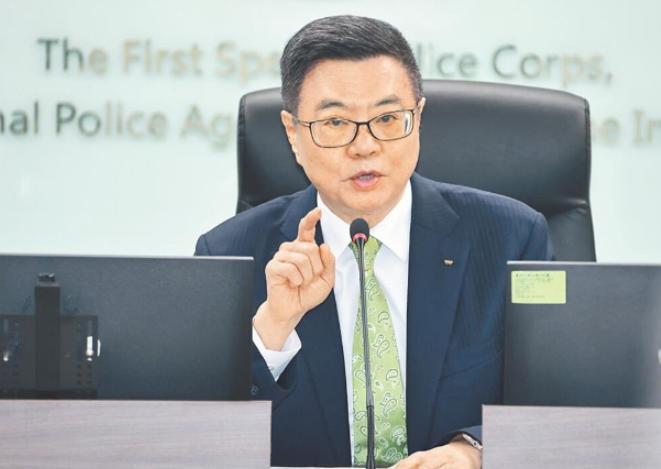 就在刚刚，台“行政院长”卓荣泰发表声明，6月2日，针对台军T-34C初级