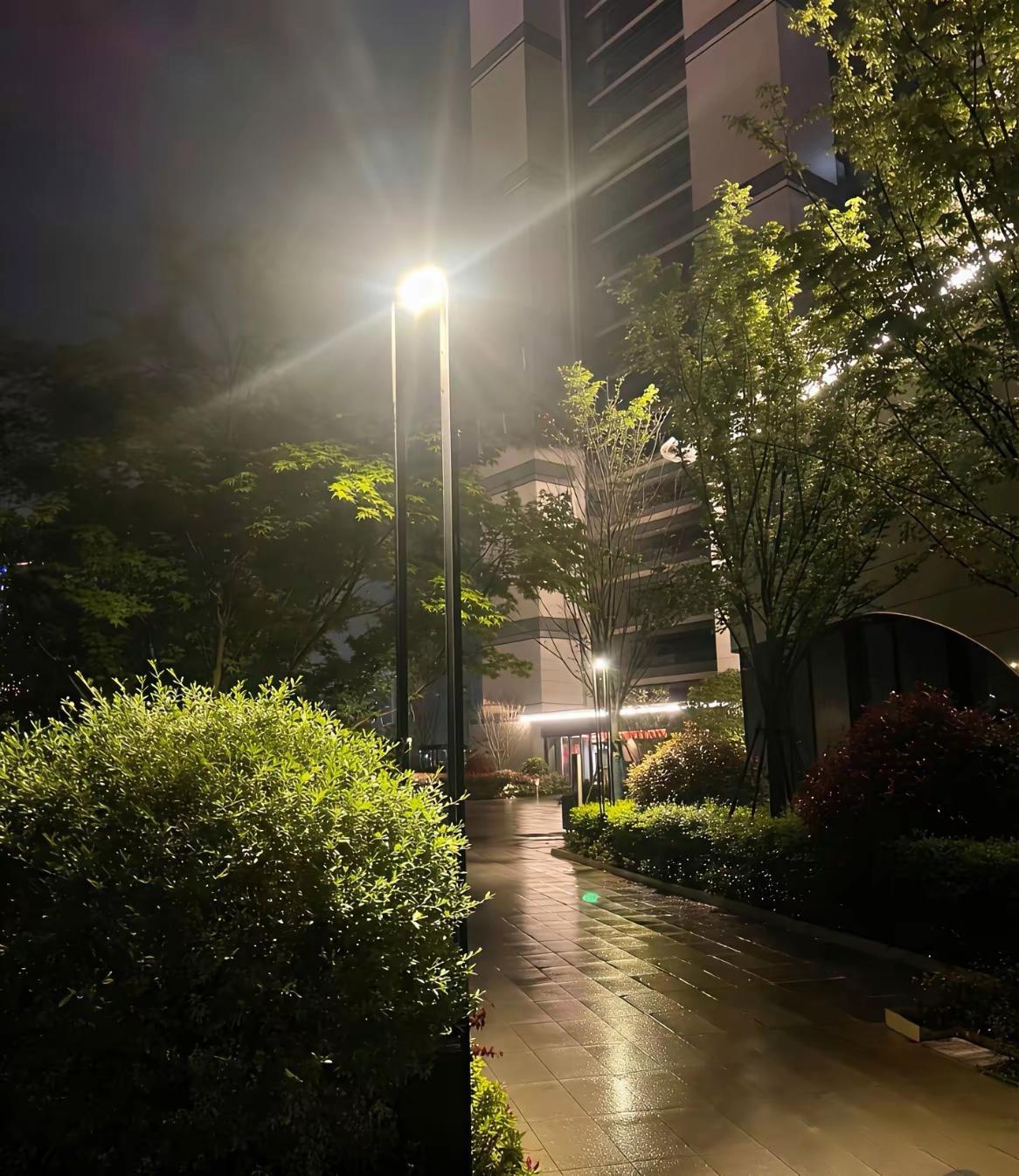78岁独居奶奶月租500元租房，背后真相太戳心上海一老小区78岁独居奶奶，