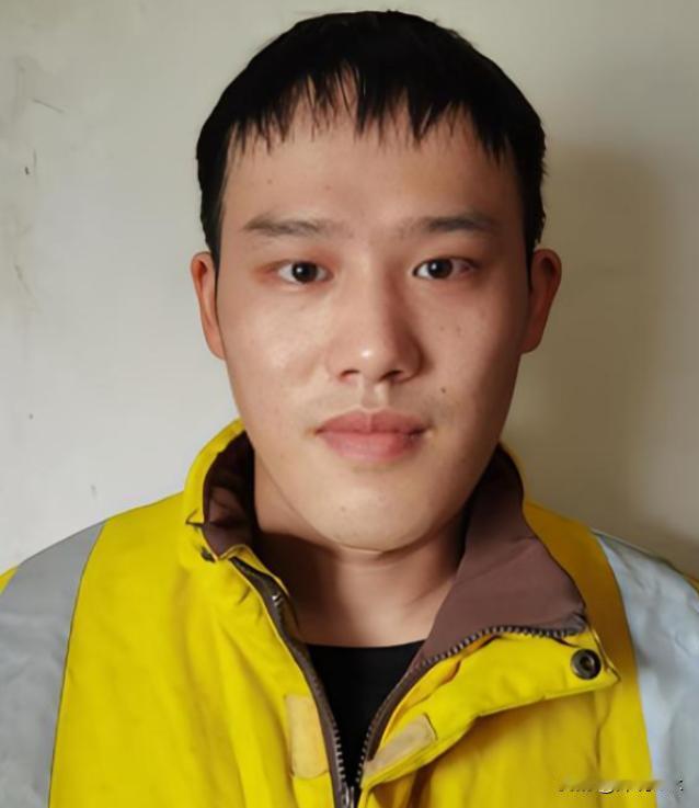 2018年，浙江杭州，21岁外卖小哥接到一订单，订单上备注：别放门外，请敲门送进