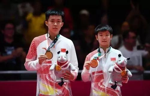 孙颖莎和王楚钦频频缺席WTT赛事其实是乒协对他们的保护。最近几年，WTT商业赛