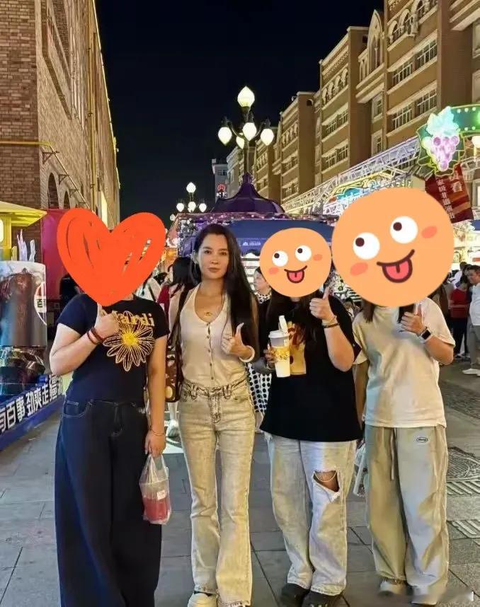 这一次章子怡估计都要笑醒了章子怡估计都没想到虽然新上的电影酱园弄双扑了，但是她这