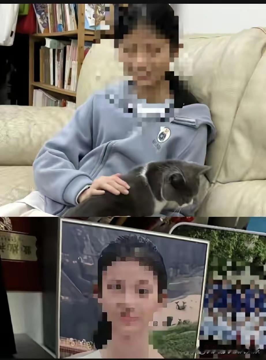 深圳14岁女孩被同班男生，连捅了26刀，甚至折返补刀脖颈，女孩直接倒在了血泊中。