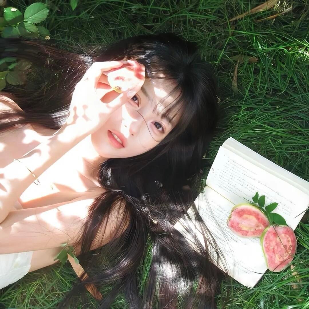 𝑾𝒆𝑪𝒉𝒂𝒕｜森系自然光女头｜夏日清透人像｜林间柔光纪实｜清新治愈氛