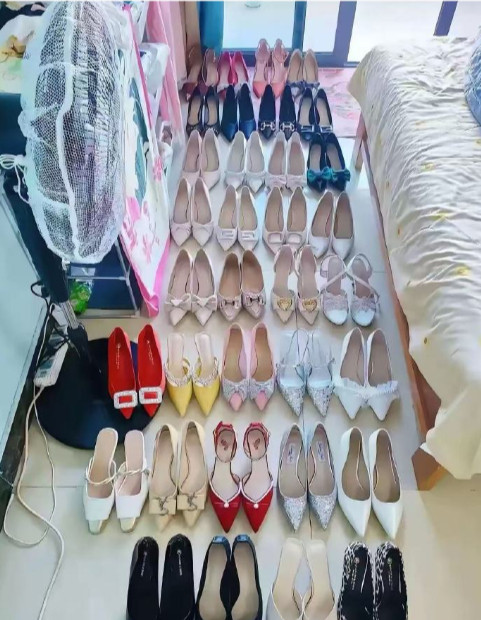 如果你女朋友有这么多鞋子，你会感到很高兴吗？