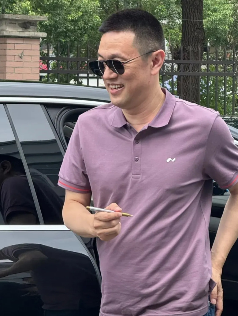能拯救蔚来的只有李斌，总感觉蔚来汽车要复活了。李斌在2025年年初开始推行“全