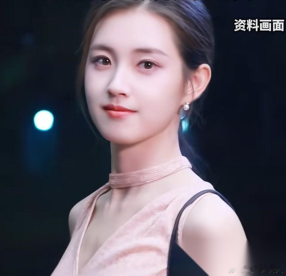 内娱终于出现了一个可怕的演员，她就是郭宇欣，不是因为她长的多好看，而是她的演