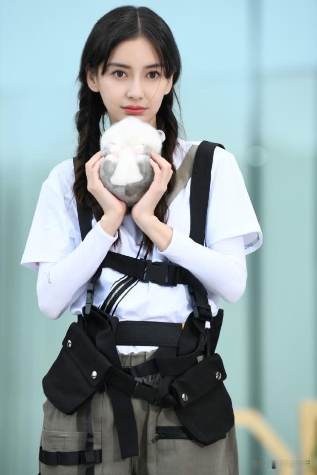 baby，正面硬刚！6月23日，37岁的baby，冲上热搜，让人意外的是，“
