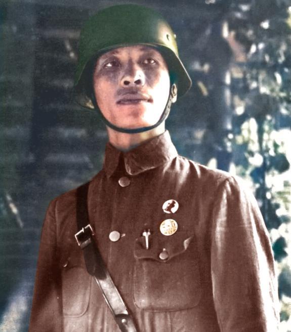 1941年4月24日清晨，谁也没想到，就在那个瞬间，屋子里的四个自己人——郝鼎诚