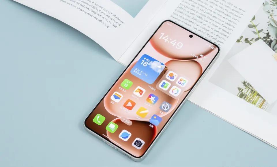 OPPO三连发王炸！0.1mm浅折痕+巨炮影像春节后见春节后换机高端局，