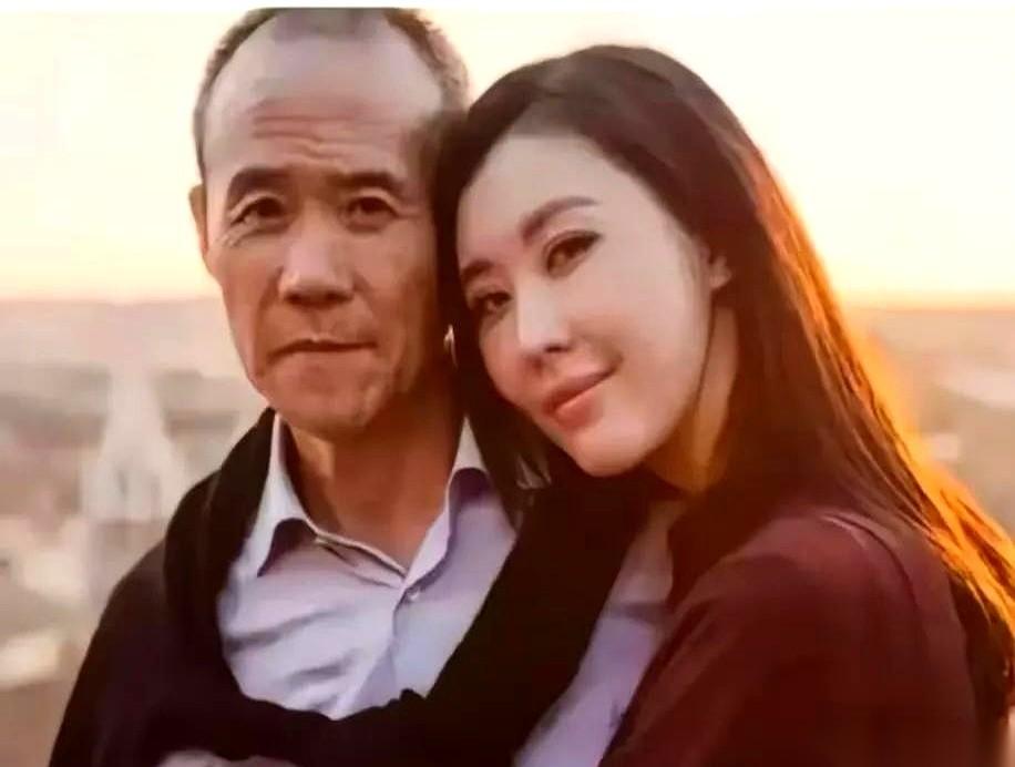 一场酒局，桌子直接就掀了。王石把田小姐从公司里剔除得干干净净。股份、职务、法人