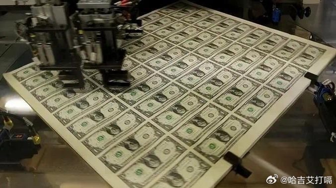 凤凰新闻【一旦美国狂印37万亿美元，把欠债都还了，会发生什么？】2026年3月，