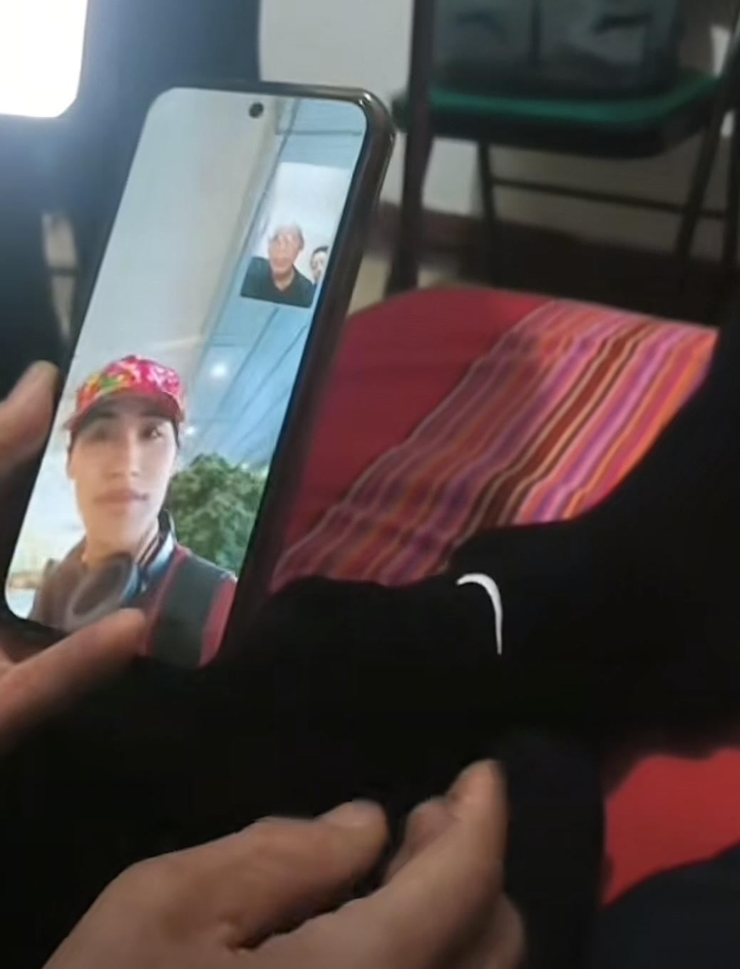 张云鹏已平安回到自己在加拿大的出租房里了，享受了十几天的饭来张口衣来伸手的日子