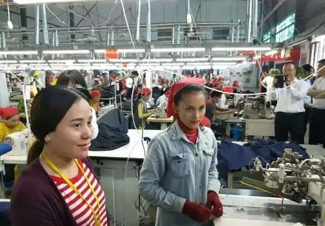 以前美国人从中国买一个马桶200美元。现在从越南买一个230美元。美国人