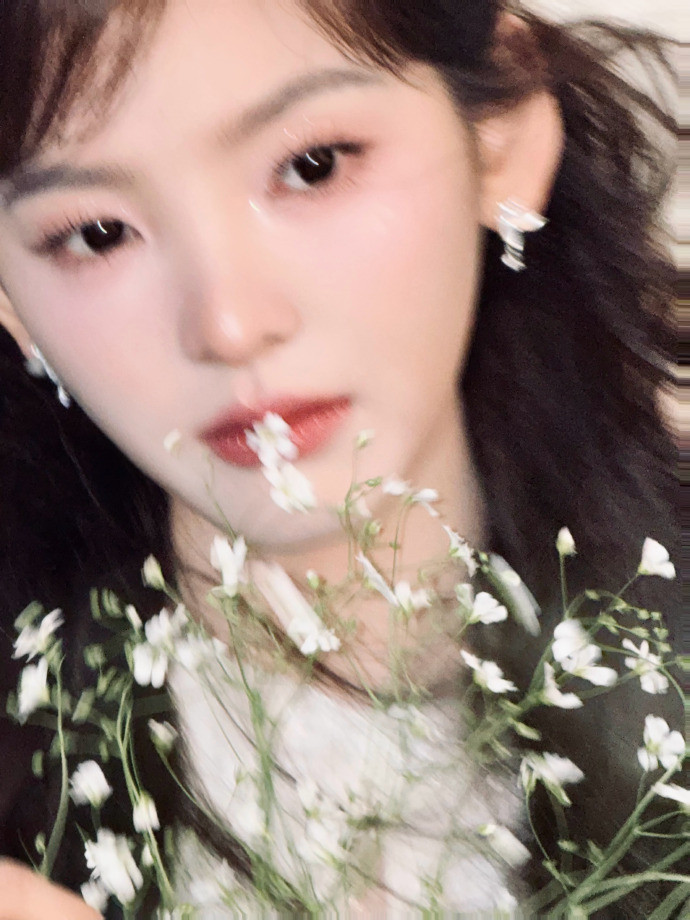 章若楠你是花仙子吧
