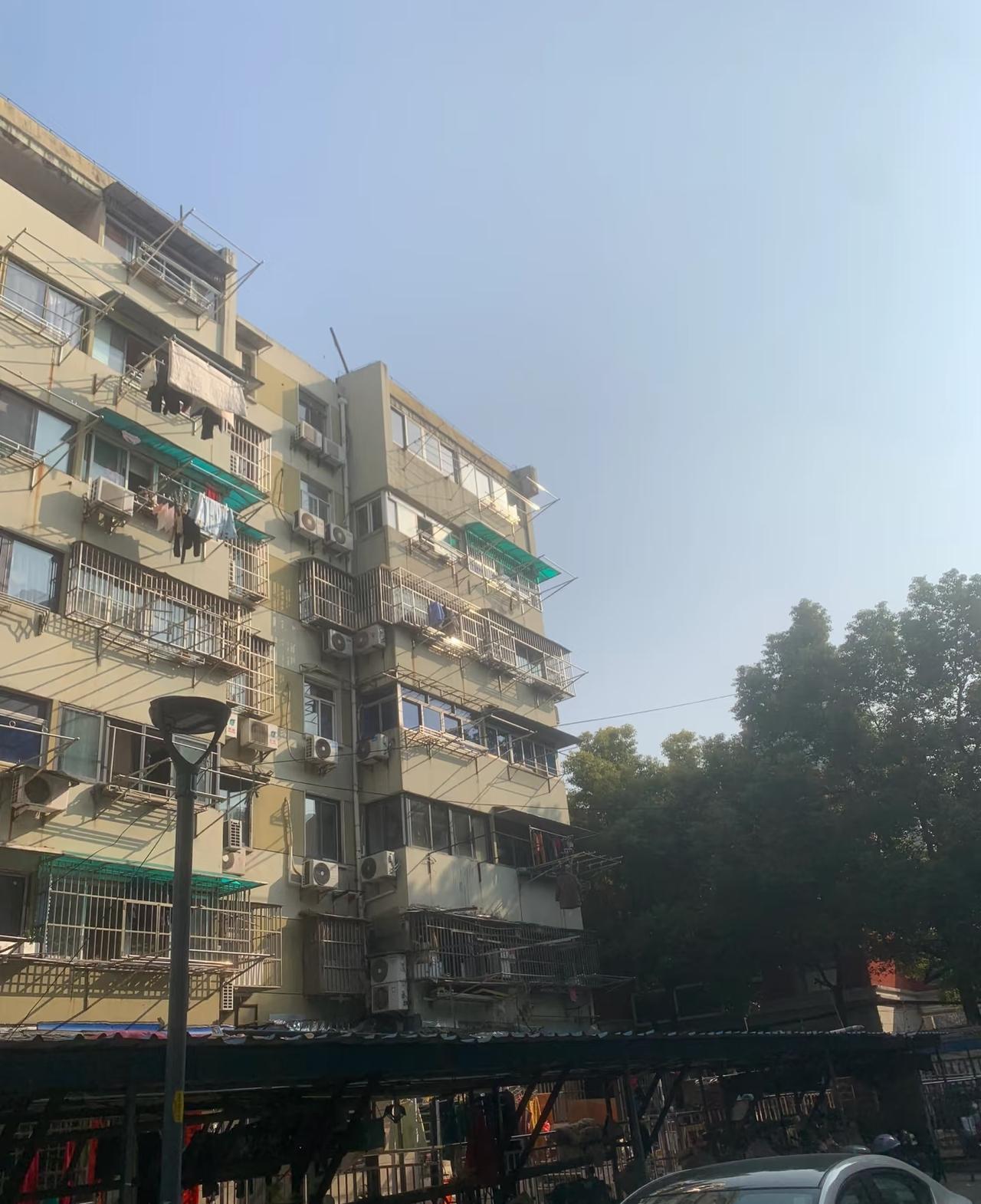 40岁的山东夫妻，孩子11岁，两人毅然辞掉老家安稳的国企工作，奔赴天津河西区