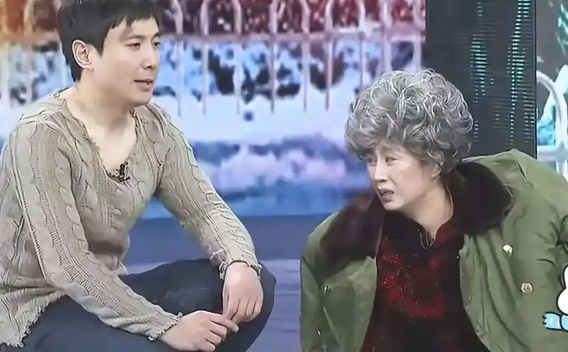 演员马丽说：“我大学刚毕业的时候，我去面试，有个导演就很不屑的说马丽，你要么你就