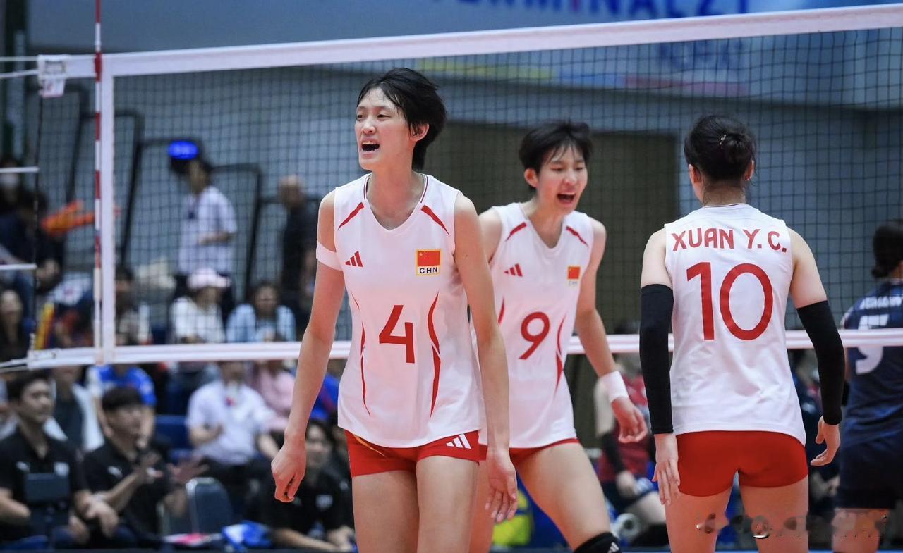 中国女排这副攻后备力量真足啊！用不完、真的用不完！司静雨决赛这场砍下全场最高分1