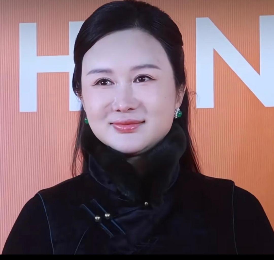 看到张纪中妻子备孕五胎，我问我妈，张纪中75岁，杜星霖44岁，还能生孩子吗？我