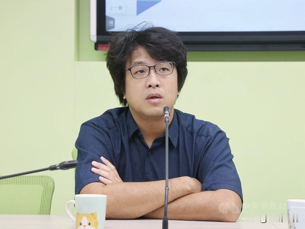沈伯洋要拜会马英九？民进党台北市长参选人沈伯洋昨晚（26日）在节目中预告，计