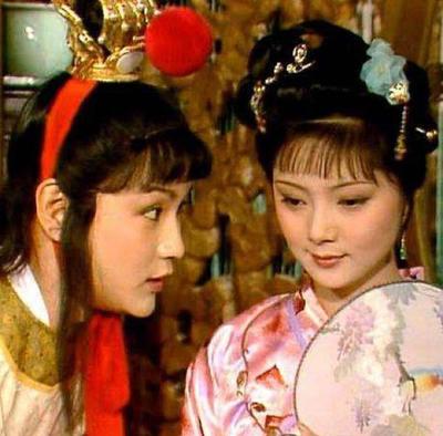 薛宝钗“守礼”吗？今年北京卷又考红楼梦了，题目是说，薛宝钗是守礼之人，请举出两