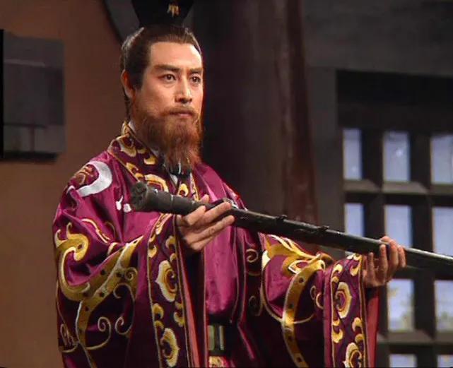 今日话题：孙权的风评为什么越来越差了？？？网友甲：孙权是个人物，但是绝对不是