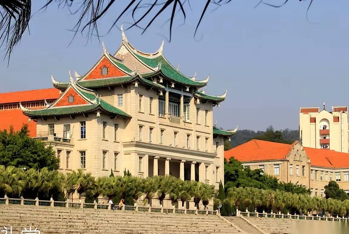 我真的服了！这操作简直秀到飞起，直接把职业规划卷到天花板！前脚刚捧回院士头