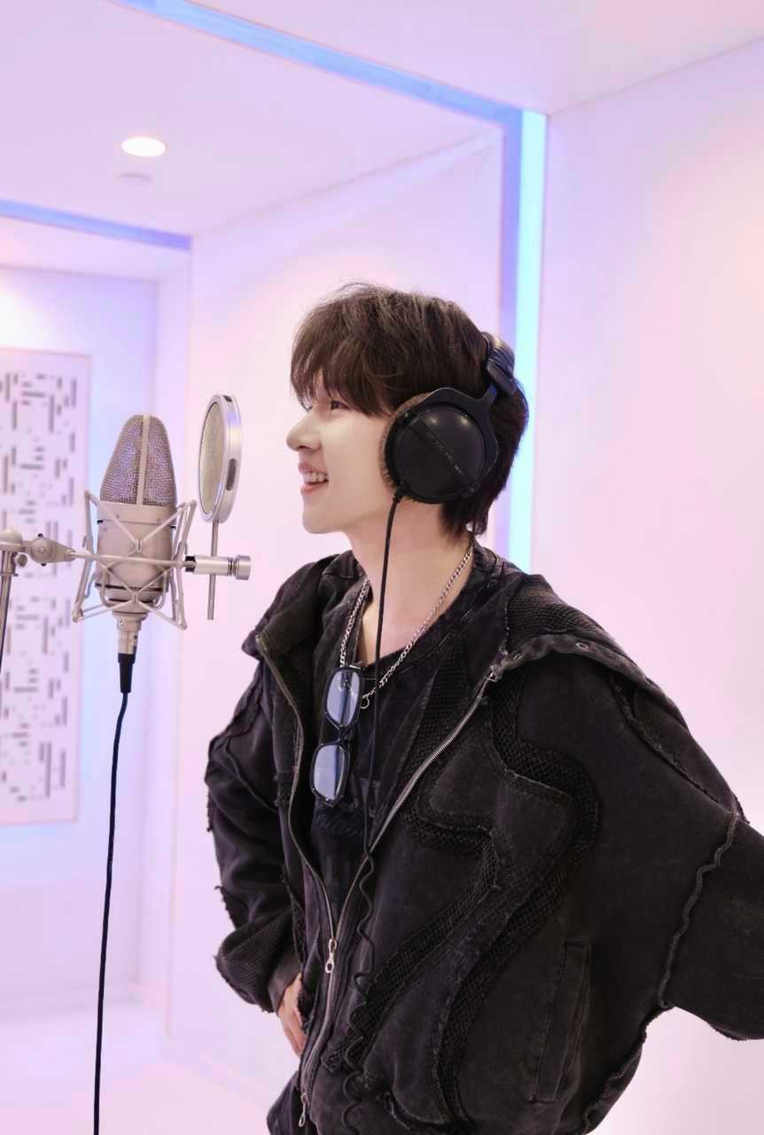 卓沅💜卓沅的沅气日常能遇见你是神明赐我的糖，世界的善意，是晚来的温柔，和