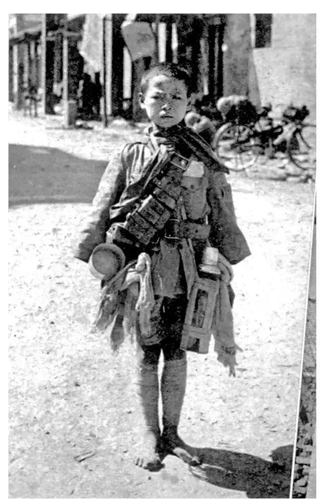 1938年秋，广州增城沦陷的硝烟中，15岁被日军用刺刀逼问他，你怎么敢和大日本皇