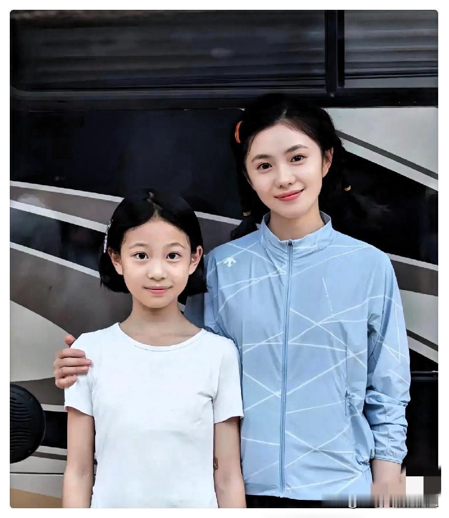 《主角》饰演易来弟的小姑娘叫王少熙，张艺谋导演找到她的时候，她并不想来演，理由也