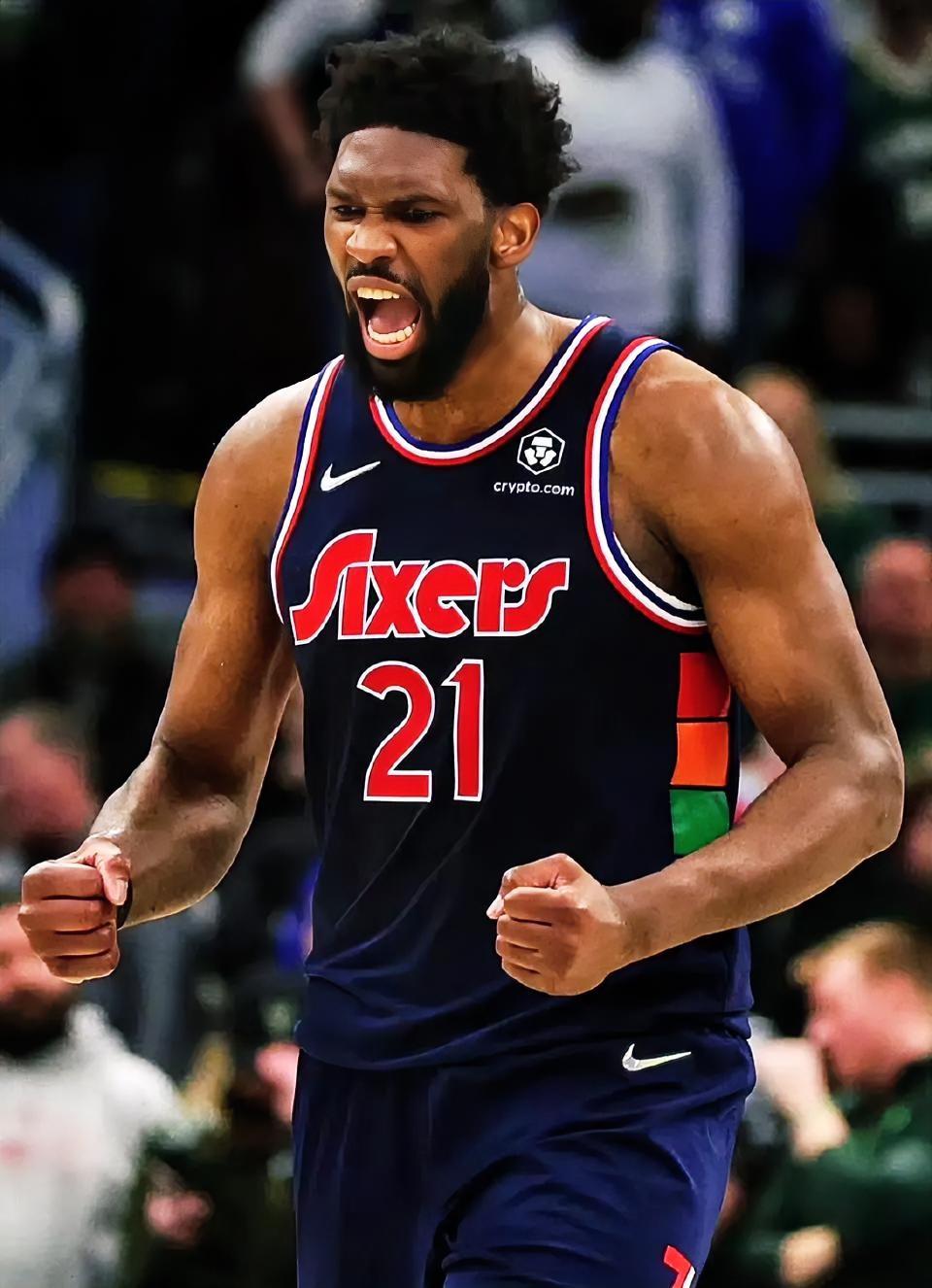 有一说一，今日恩比德和西亚卡姆根本不在一个级别！！恩比德:本场比赛上场3