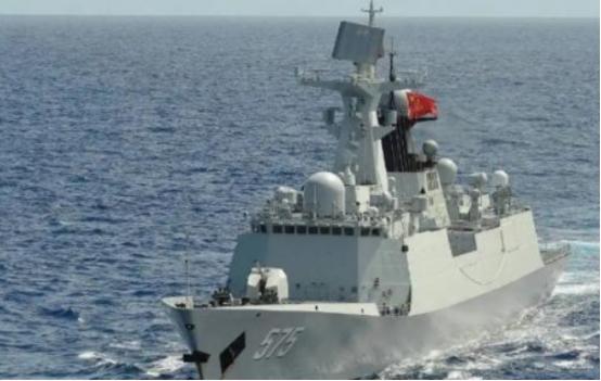 为什么几乎没有国家采购052D？原因很简单——就算中国免费送，大多数国家也不敢接