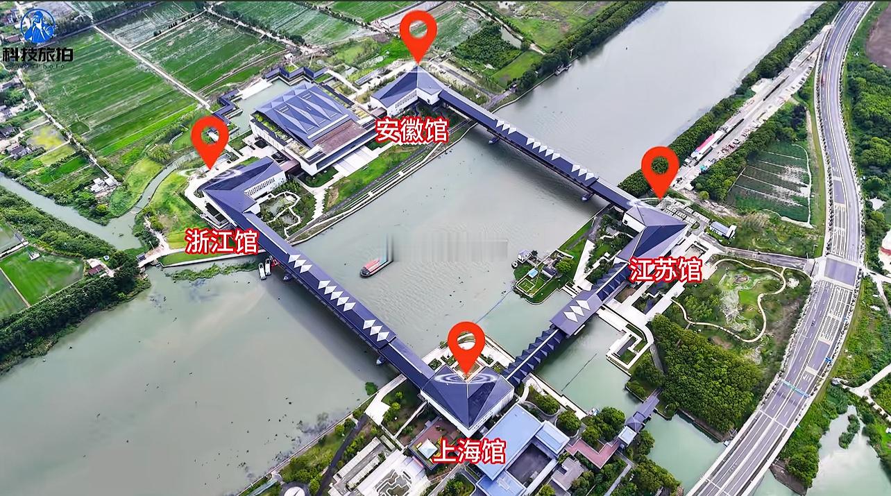 一个挺有意思的地方，方厅水院位于沪苏浙三省市交界处的“长三角原点”，建筑以四合院