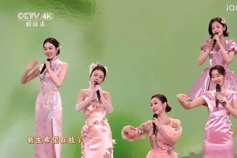 看《立春》的时候，完全没看出她们的年龄跨度这么大。最大的周慧敏56岁，最小的希林