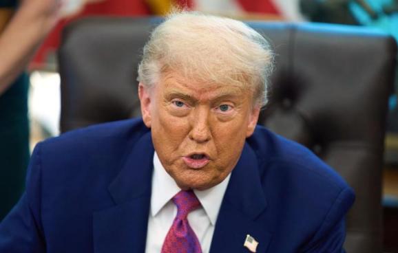 特朗普武力控制委内瑞拉石油，中国暂停所有原油采购！ 很多人以为懂王这步棋赚翻