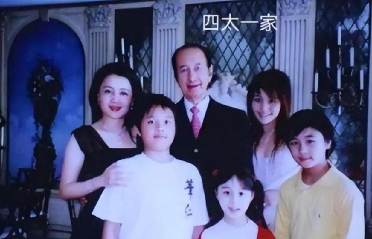 同样是梁安琪的基因，把她生的5个子女放在一起对比，差距简直一目了然。 大女儿