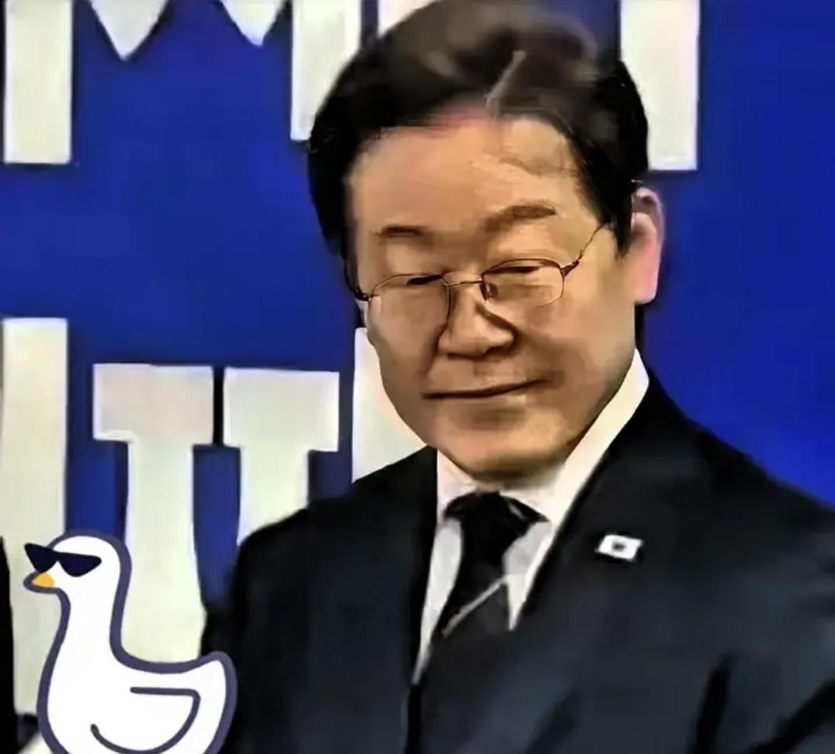 李在明一句“台海是中国内部事务”，看似轻描淡写，实则搅动了整个东亚地缘格局。他